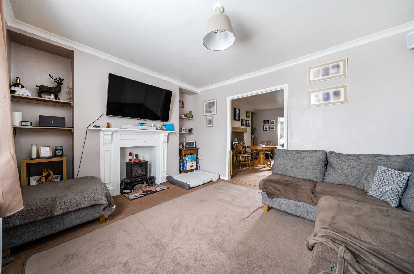 Neath Road, Ystradgynlais, Swansea, SA9 1PR